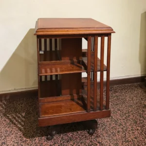 Antica libreria girevole in rovere