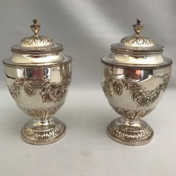 Coppia di tea caddies in Sheffield