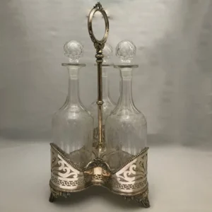 Antico decanter inglese in Sheffield