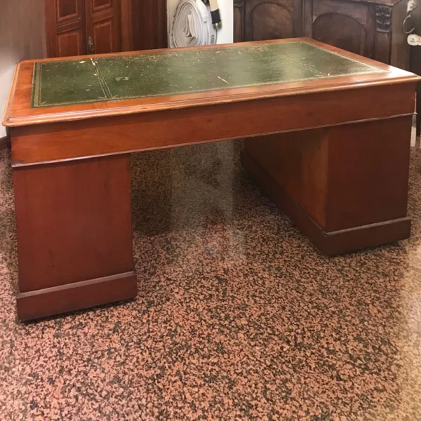 Antica Scrivania In Mogano Vittoriano