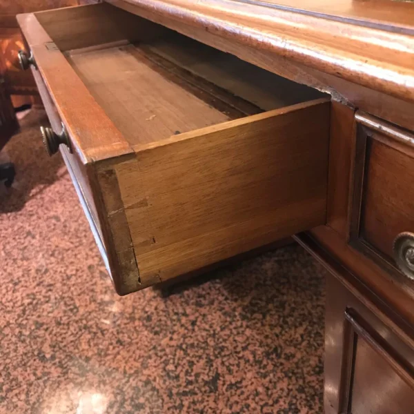 Antica Scrivania In Mogano Vittoriano