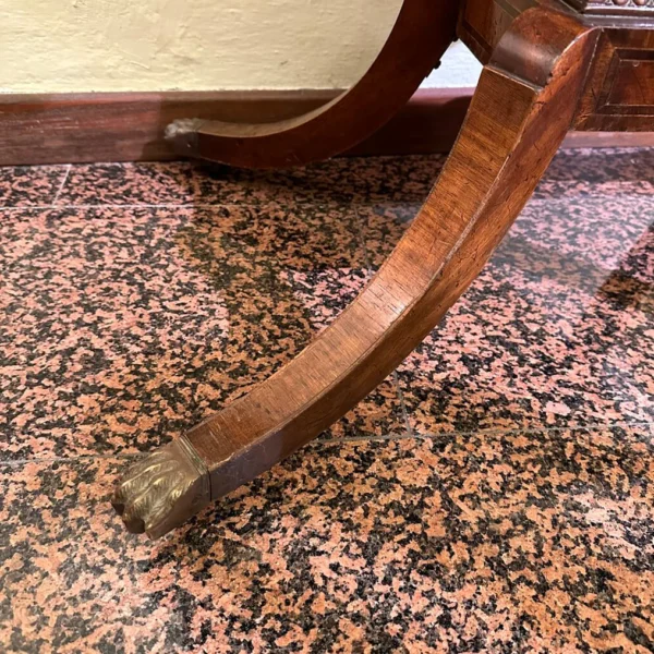 Antico tavolino da gioco inglese in mogano