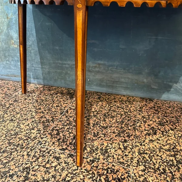 Antica mezzaluna olandese in mogano