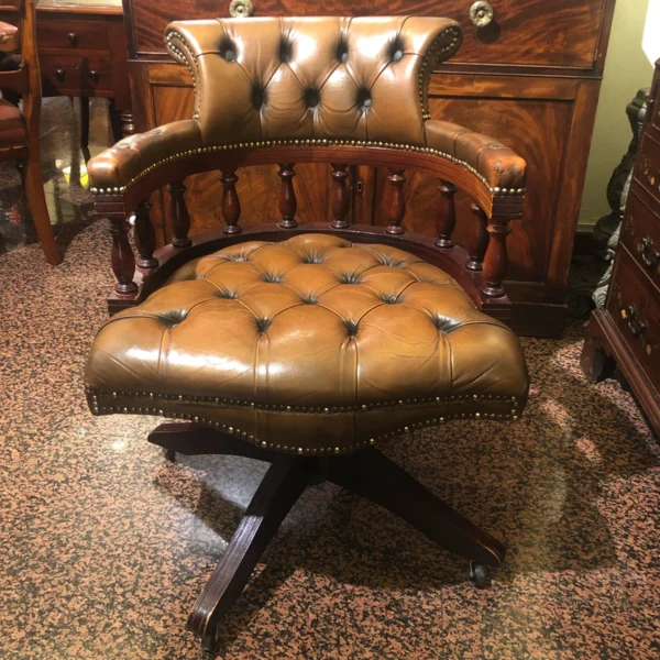 Poltrona girevole vintage