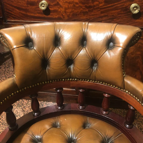 Poltrona girevole vintage