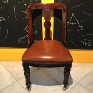 Antica sedia Vittoriana in mogano con ruote