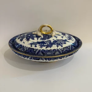 Antica zuppiera in ceramica