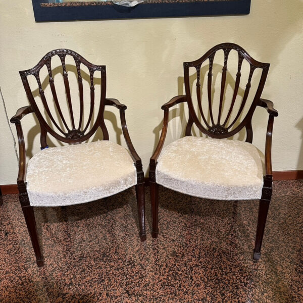Coppia di Poltroncine Vittoriane Inglesi in Mogano
